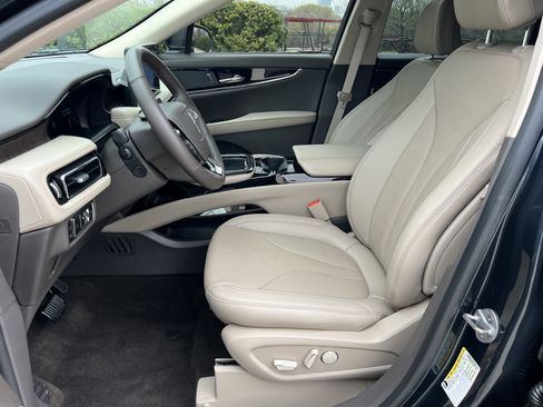 Used 2023 Lincoln Nautilus Reserve image 26