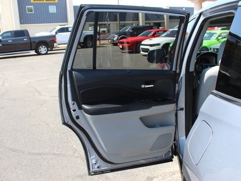 Used 2019 Honda Pilot EX-L image 18