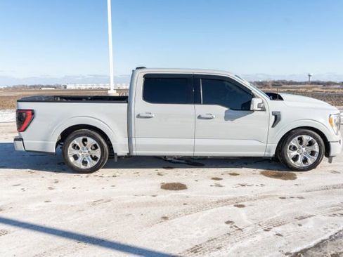 Used 2023 Ford F150 Lariat image 10