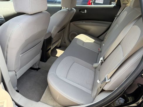 Used 2009 Nissan Rogue SL w/ Premium Pkg FWD image 5
