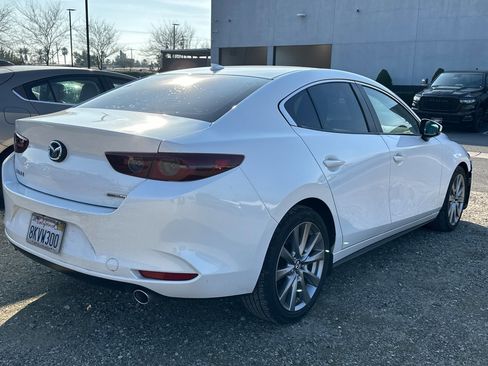 Used 2019 MAZDA MAZDA3 w/Preferred Pkg image 3