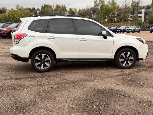 Used 2017 Subaru Forester 2.5i Premium AWD/4WD image 6