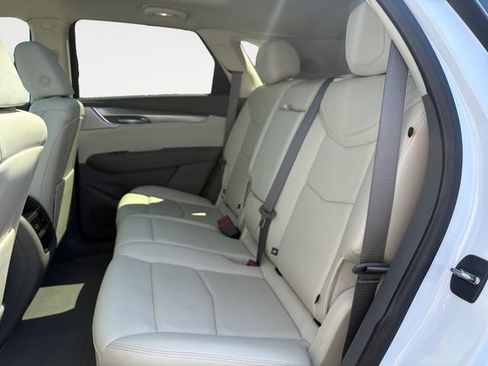 Used 2024 Cadillac XT5 Premium Luxury AWD/4WD image 13