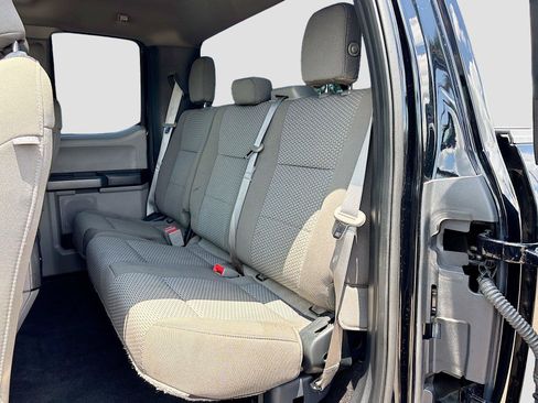 Used 2018 Ford F150 XLT w/ Equipment Group 301A Mid RWD image 22