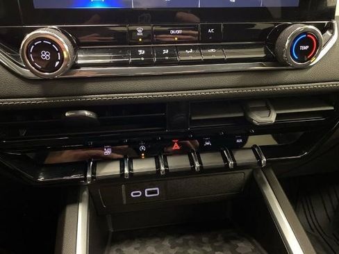 Certified 2023 Chevrolet Colorado LT image 21