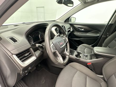 Certified 2024 GMC Terrain SLE w/ Driver Convenience Package AWD/4WD image 27
