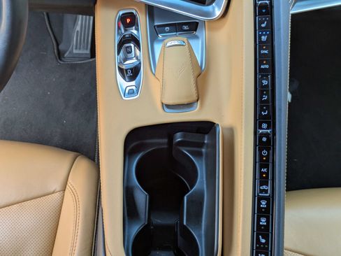 Used 2021 Chevrolet Corvette Stingray Preferred Cpe w/ Chrome Exterior Badge Package RWD image 6