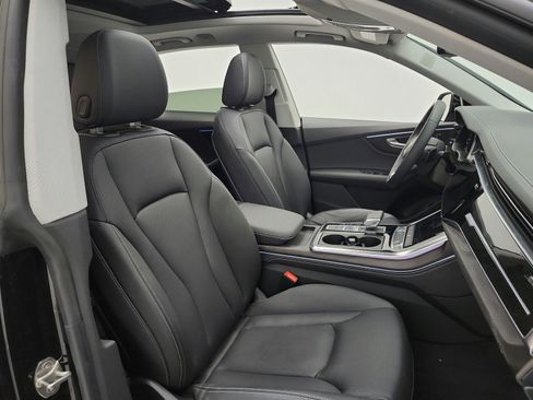 Used 2023 Audi Q8 Premium Plus w/ Premium Plus Package image 18