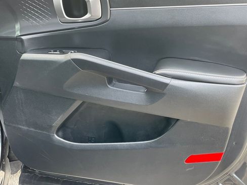 Used 2024 Kia Sorento S image 14