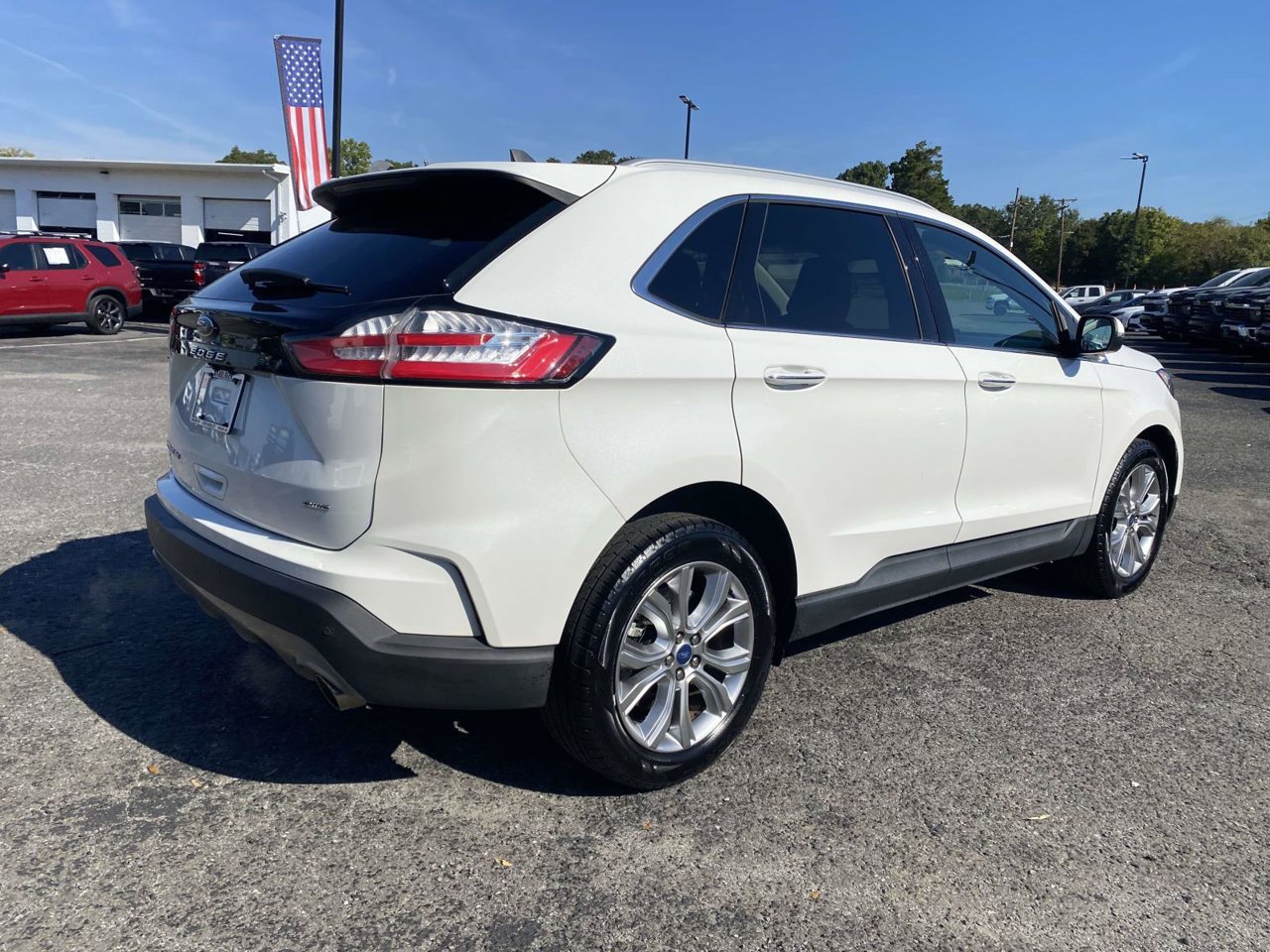 Used 2022 Ford Edge Titanium AWD/4WD image 8