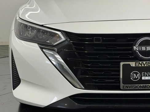 Used 2024 Nissan Sentra SV FWD image 9