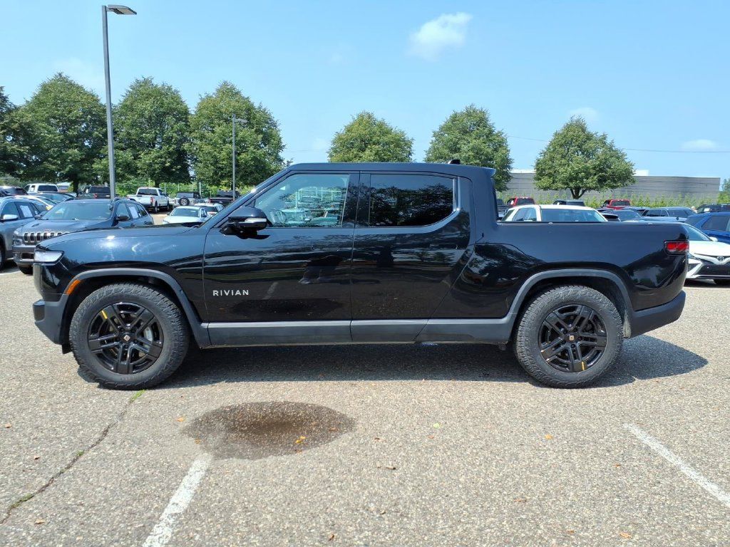 Used 2023 Rivian R1T Adventure Dual AWD/4WD image 2