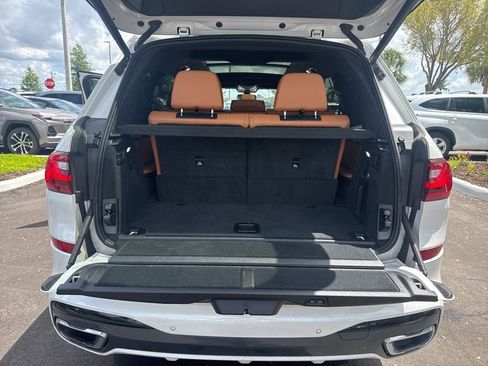 Used 2022 BMW X7 xDrive40i w/ M Sport Package image 14