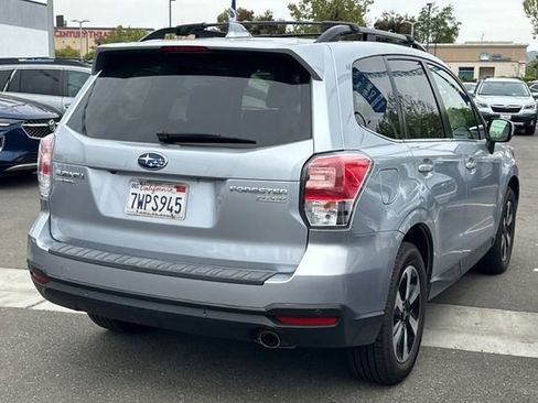 Used 2017 Subaru Forester 2.5i Limited image 5