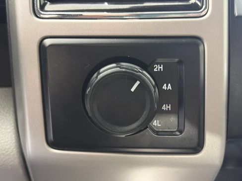 Certified 2019 Ford F150 Lariat AWD/4WD image 23