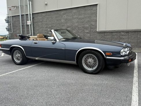 Used 1989 Jaguar XJS V12 Convertible RWD image 3
