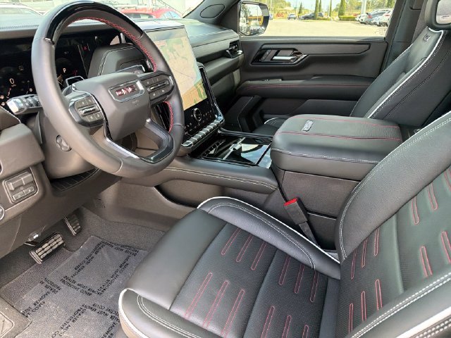 Used 2026 GMC Yukon AT4 Ultimate AWD/4WD image 18