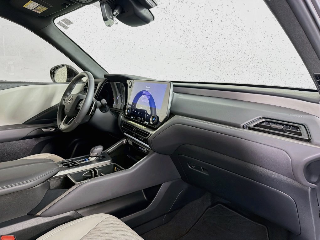 Used 2024 Lexus TX 350 FWD w/ Cold Weather Package image 31