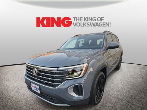 New 2026 Volkswagen Atlas SE image 3