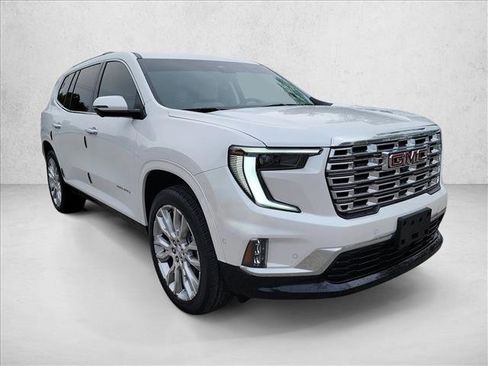 Used 2024 GMC Acadia Denali w/ Super Cruise Package image 3