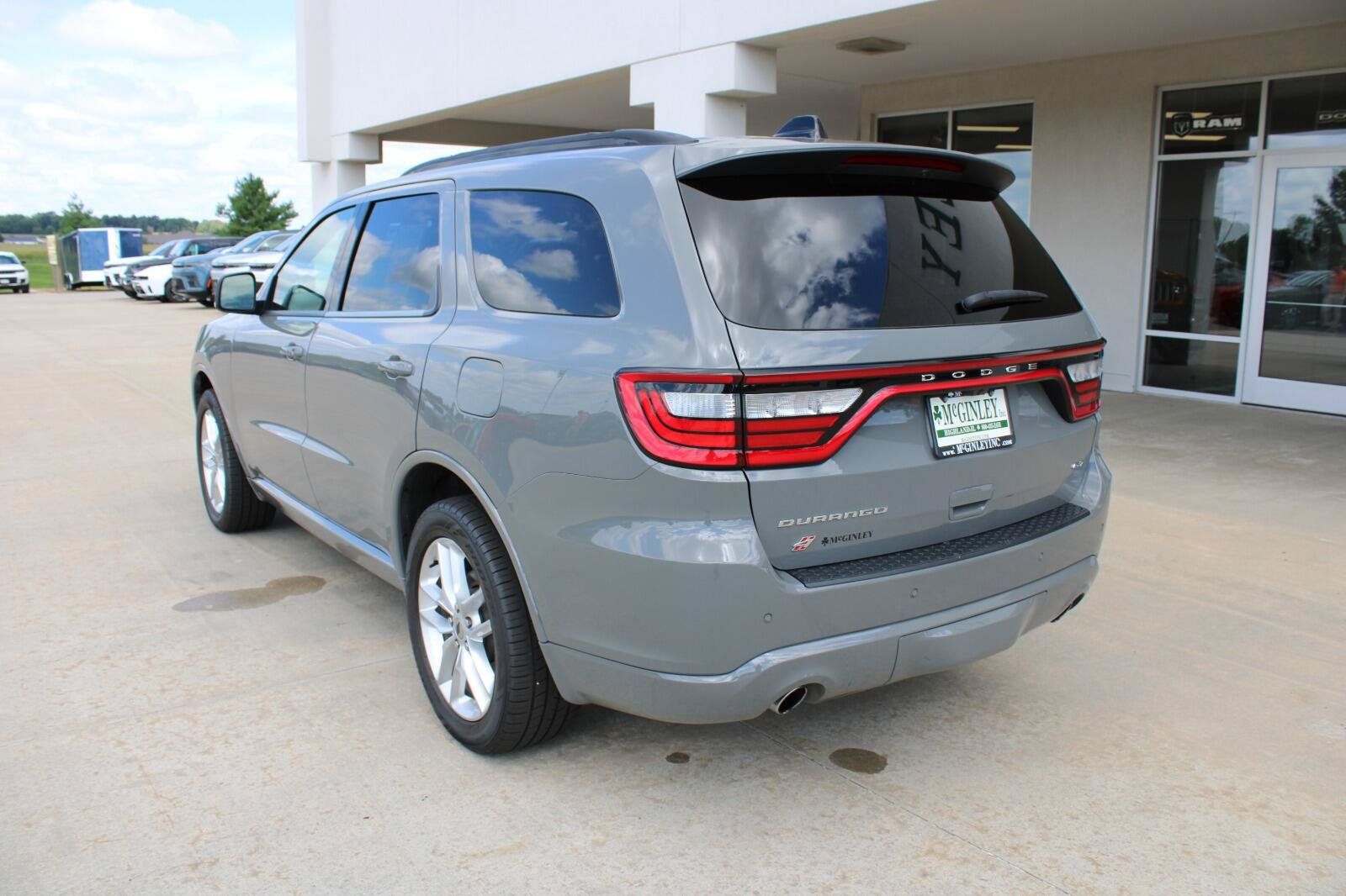 Used 2023 Dodge Durango GT AWD/4WD image 9