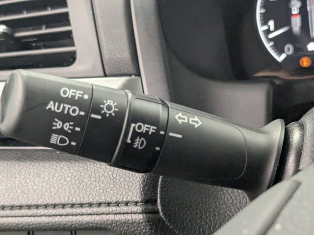 Used 2026 Honda Odyssey Touring image 22