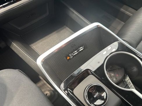 New 2026 Chevrolet Equinox LT w/ Convenience Package II image 22