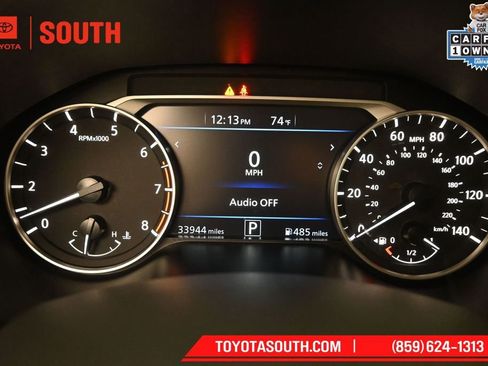 Used 2025 Nissan Altima 2.5 SV FWD image 12