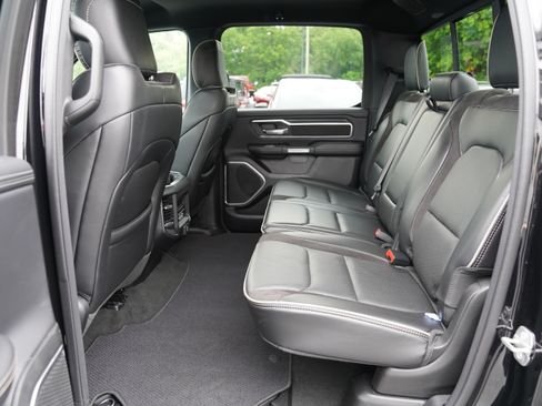 Used 2023 RAM 1500 Laramie AWD/4WD image 5
