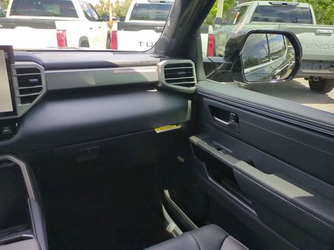 New 2026 Toyota Tundra Limited AWD/4WD image 15