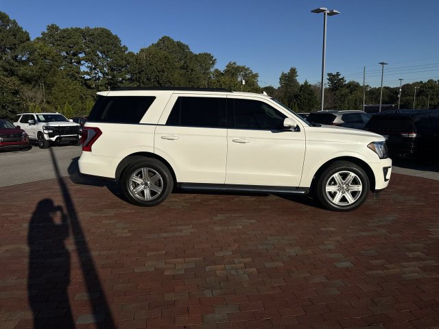 Used 2020 Ford Expedition XLT w/ Equipment Group 202A RWD image 18