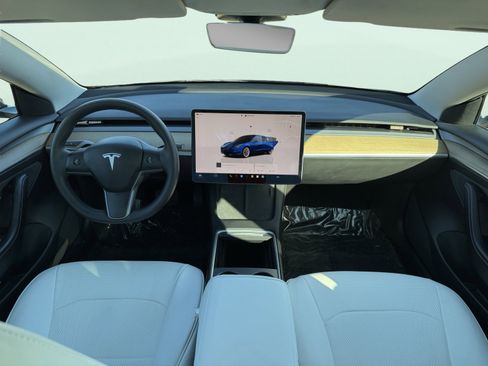 Used 2022 Tesla Model 3 Standard Range image 31