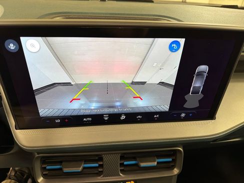 New 2026 Ford Maverick Lobo AWD/4WD image 12