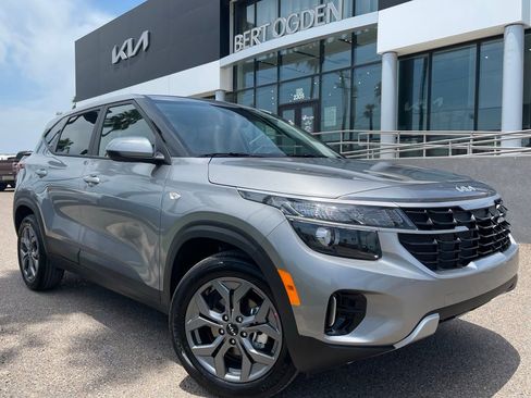 New 2026 Kia Seltos LX FWD image 1