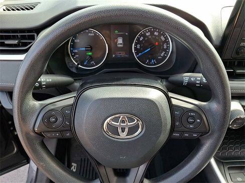 Certified 2020 Toyota RAV4 LE image 19