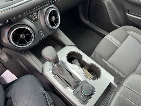 Used 2024 Chevrolet Blazer LT image 13