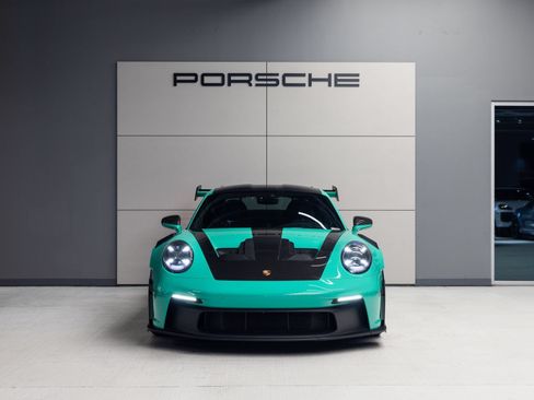 Certified 2025 Porsche 911 GT3 RS w/ Weissach Package RWD image 10