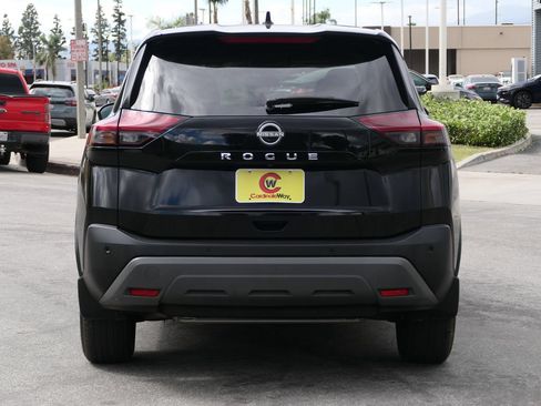 Used 2023 Nissan Rogue S FWD image 4