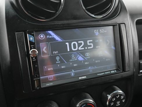 Used 2012 Jeep Compass Latitude image 35