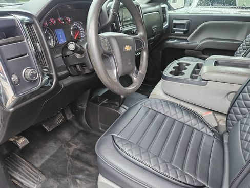 Used 2017 Chevrolet Silverado 2500 W/T w/ WT Fleet Convenience Package AWD/4WD image 6