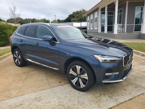 Used 2023 Volvo XC60 T8 Plus AWD/4WD image 8