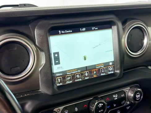 Used 2021 Jeep Wrangler Unlimited Sahara w/ Uconnect 4C Nav & Sound Group AWD/4WD image 14