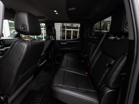 Used 2022 GMC Sierra 1500 Elevation w/ Elevation Premium Package image 27