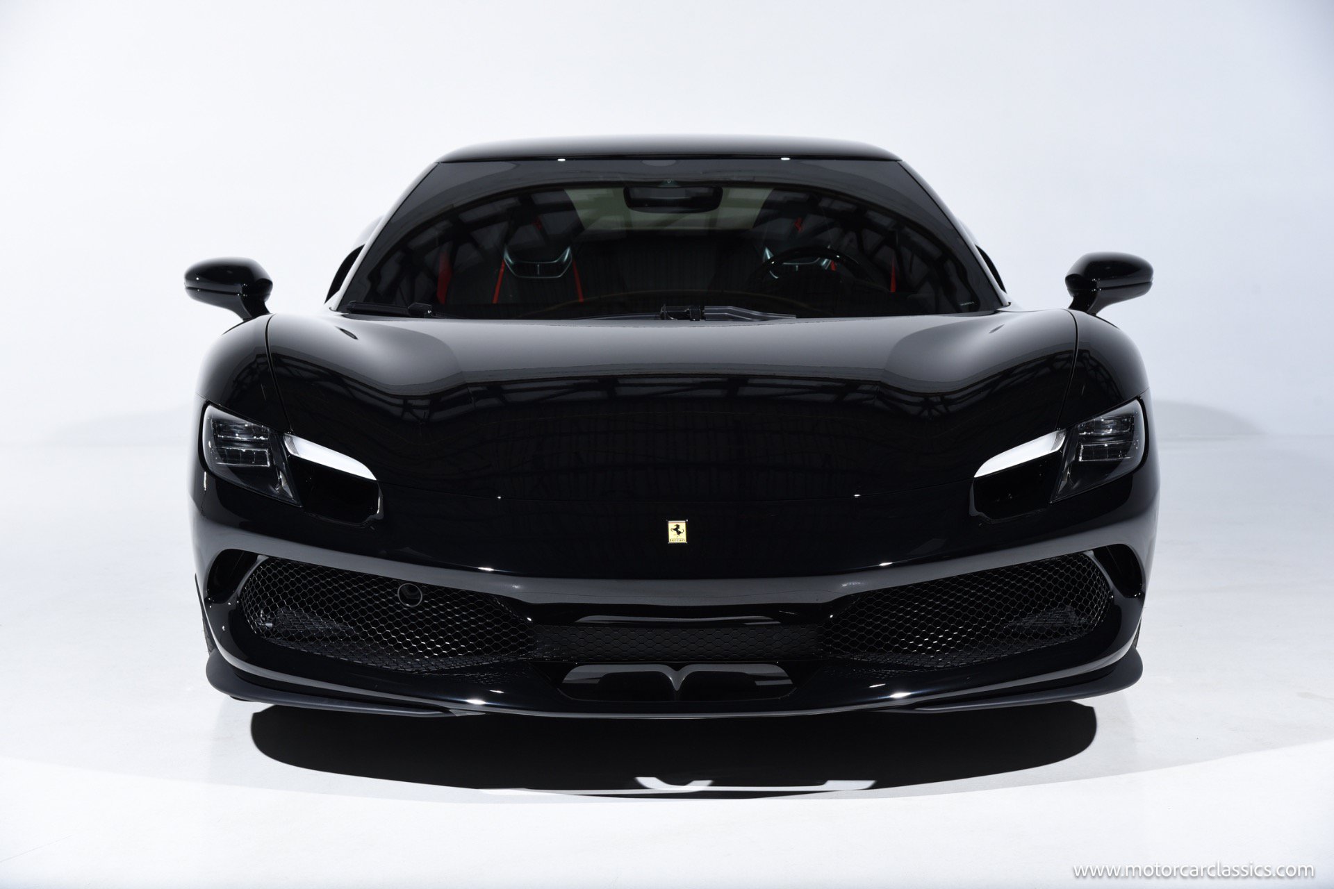 Used 2023 Ferrari 296 GTB RWD image 2