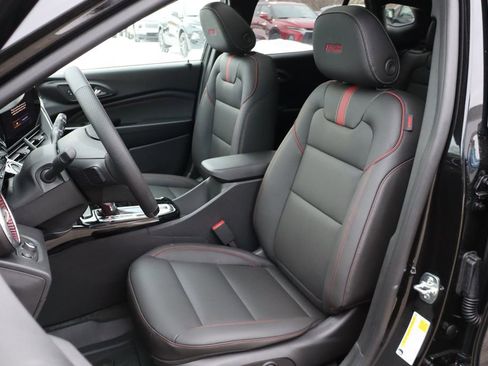 New 2026 Chevrolet Trax RS w/ Sunroof Package image 9