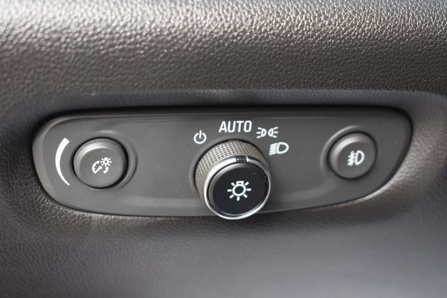 Used 2018 Chevrolet Traverse Premier AWD/4WD image 29