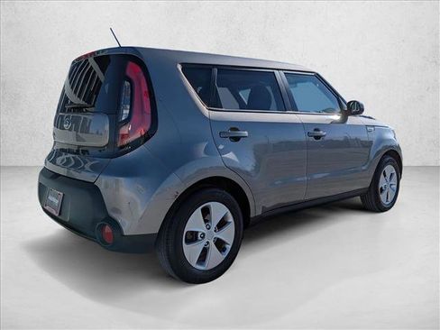 Used 2016 Kia Soul image 5