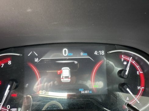 Used 2025 Toyota RAV4 XLE FWD image 13