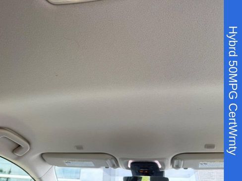 Used 2025 Toyota Corolla LE FWD image 15