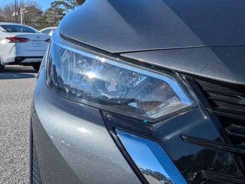 Certified 2024 Nissan Sentra SV image 10